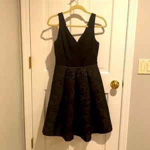 White House Black Market black dress. Sz 4P